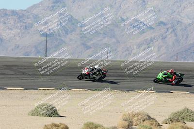 media/Oct-30-2025-Racers Edge (Thu) [[dabbdaf680]]/3-B Group/Session 2 (Bowl Exit)/